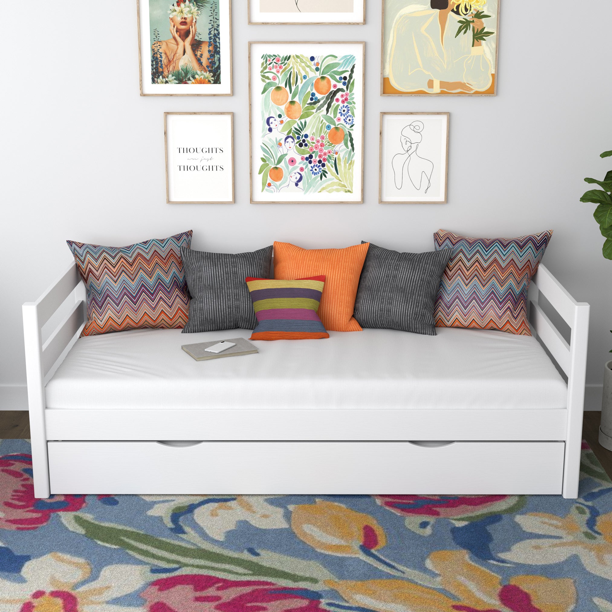 Sofa-Bett weiß – seitliche Schutzbarriere Holz, Seitenansicht, Nizio