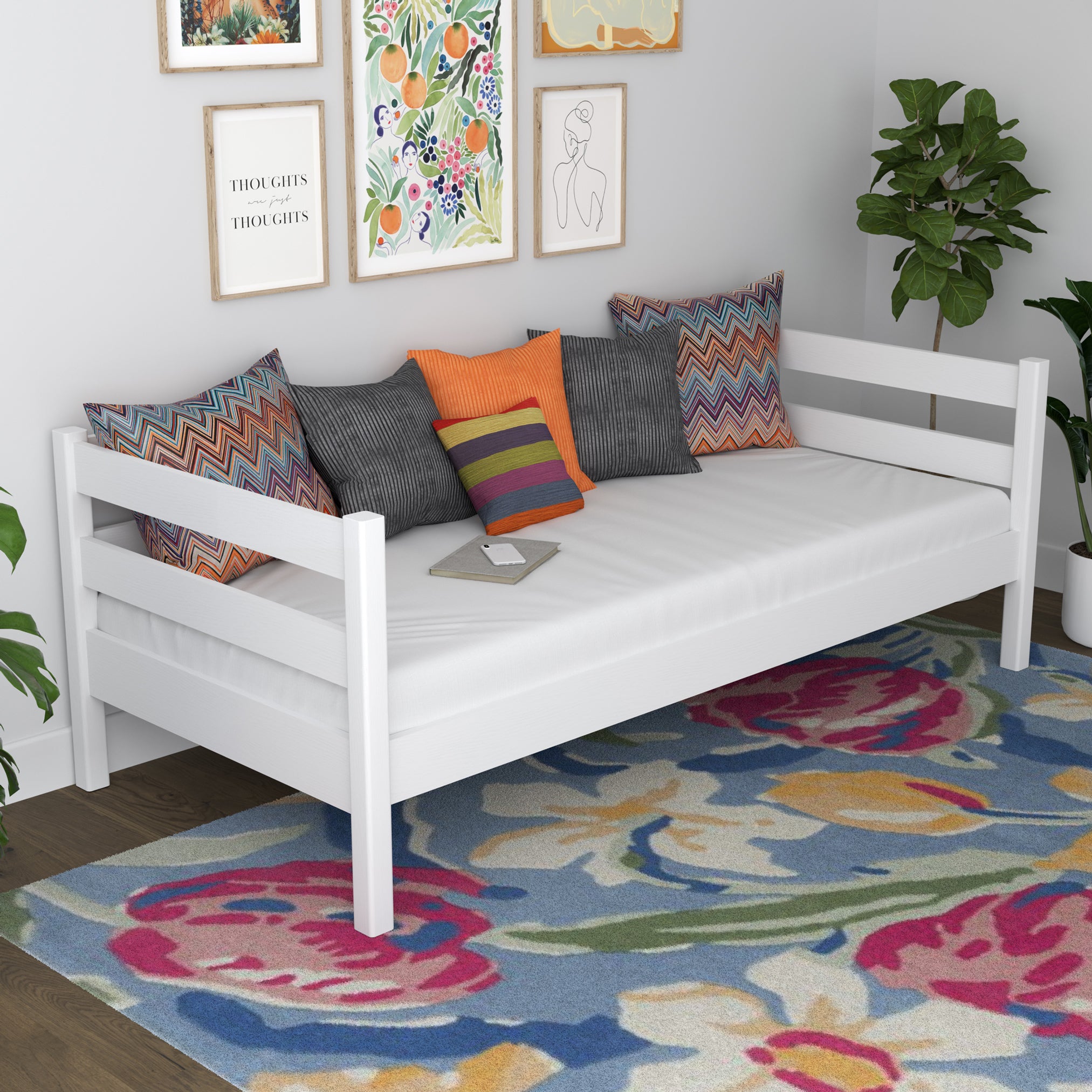 Bettsofa aus Holz Weiß – Seitenansicht, Form und Proportionen des Möbelstücks