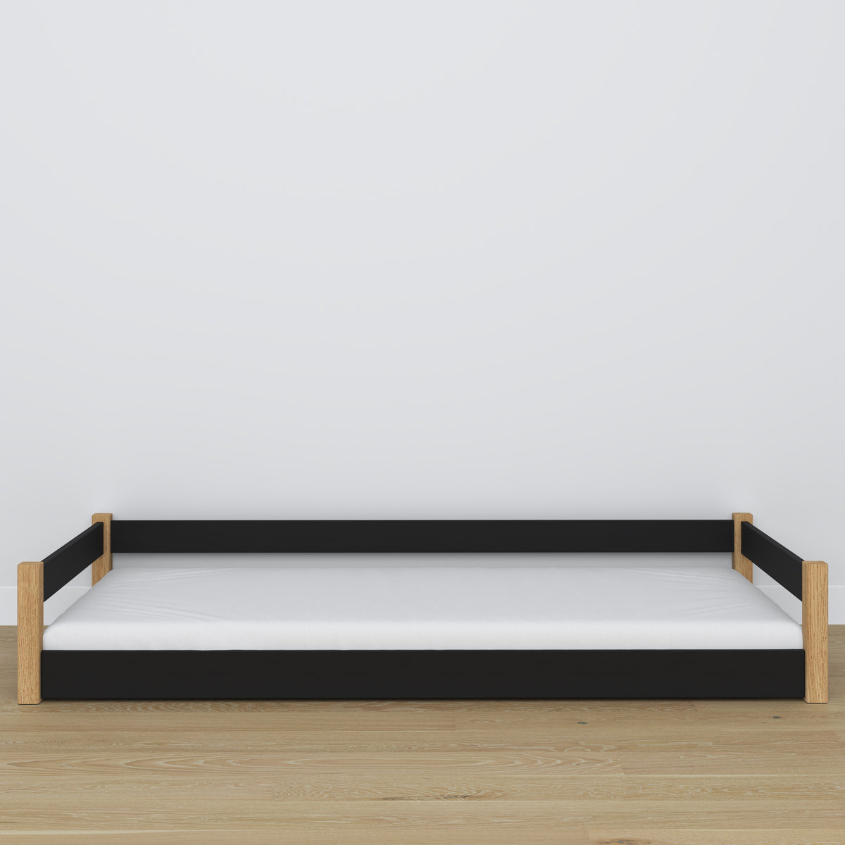 Niedriges Holzbett Schwarz-Eiche – niedriger Rahmen, Seitenansicht, Scandi-Schlafzimmer
