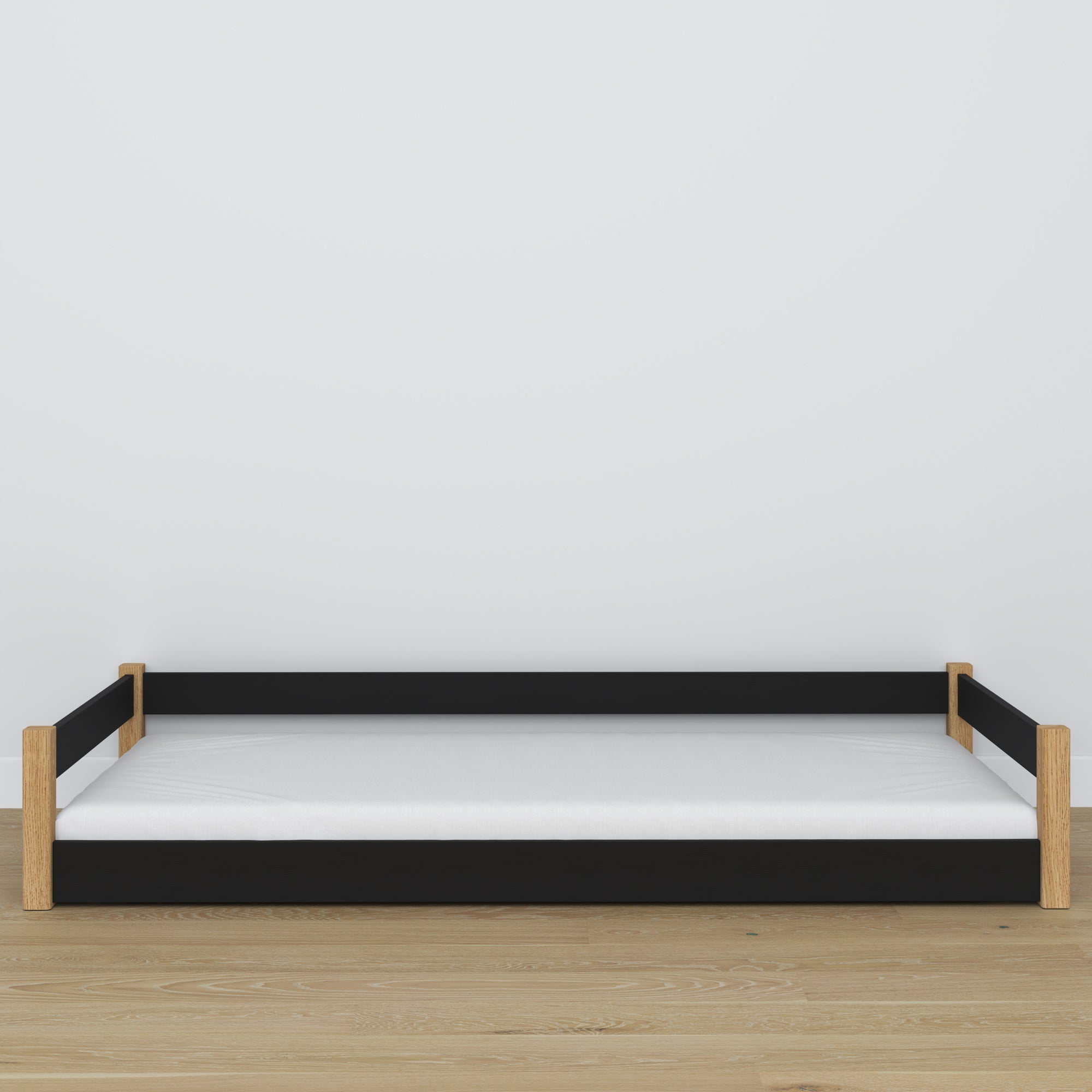 Niedriges Holzbett Schwarz-Eiche – niedriger Rahmen, Seitenansicht, Scandi-Schlafzimmer