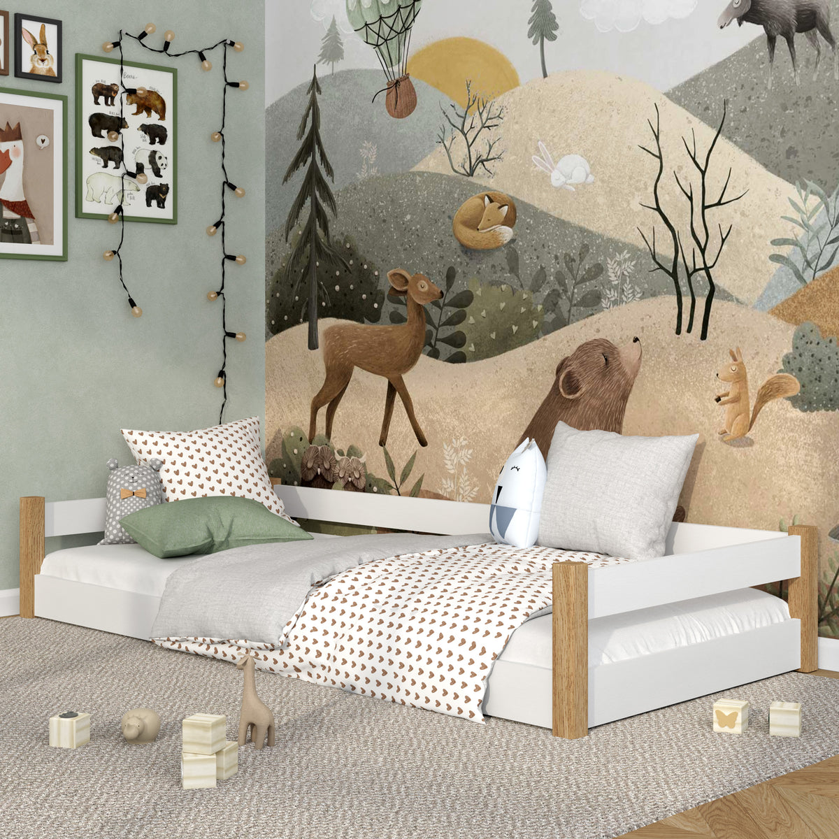 Lit bas blanc-chêne w chambre – décoration scandinave, en bois