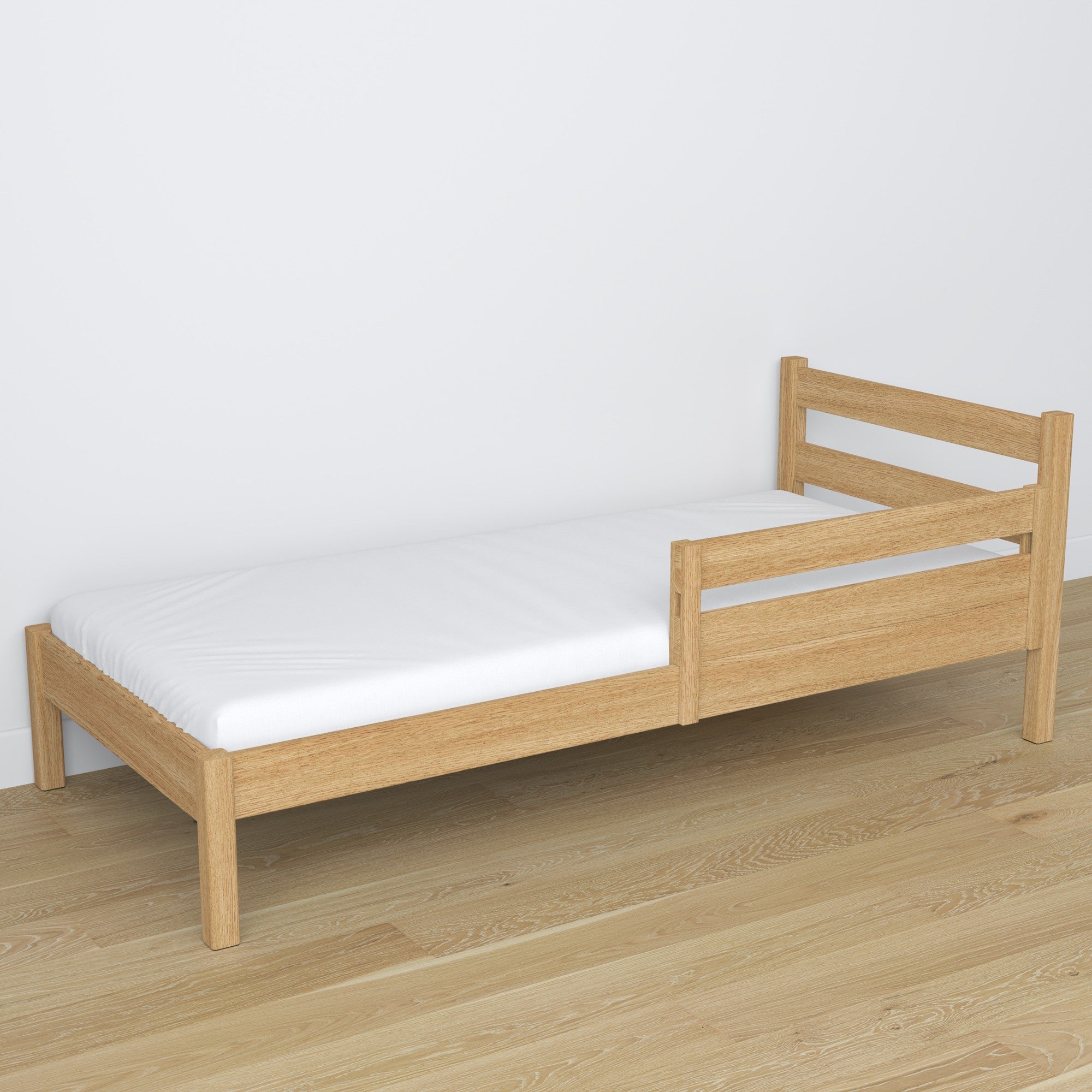 Schutzgitter Holz Natureiche im Kinderbett – scandi Einrichtung